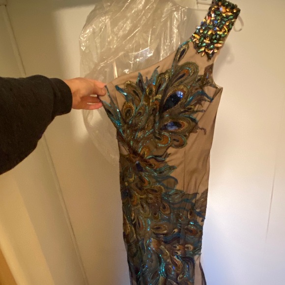 Prom dress - Picture 3 of 4